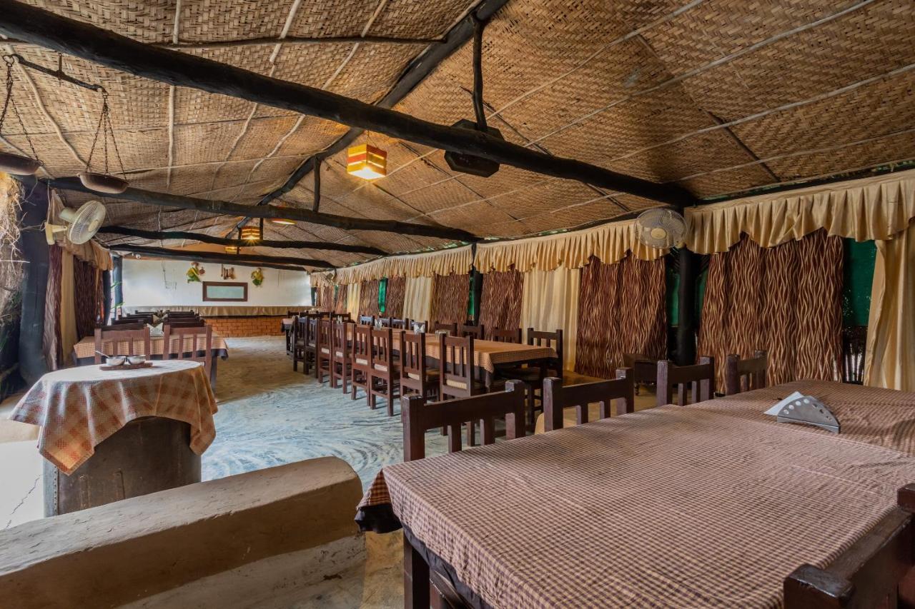 Kanha Village Eco Resort Zewnętrze zdjęcie