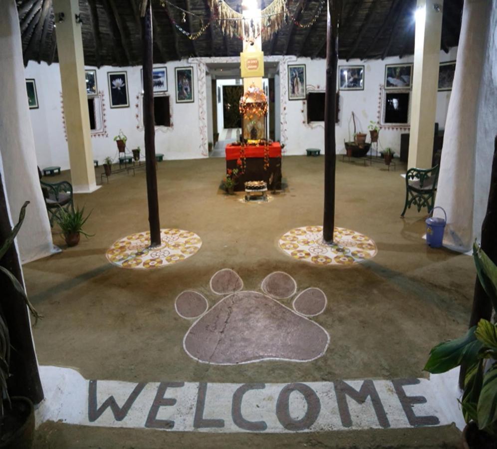 Kanha Village Eco Resort Zewnętrze zdjęcie